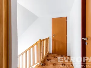 Prodej rodinného domu, Ústí nad Labem - Hostovice, Hostovická, 300 m2