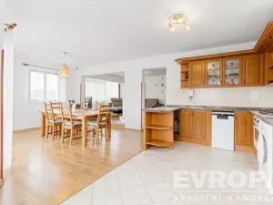 Prodej rodinného domu, Ústí nad Labem - Hostovice, Hostovická, 300 m2