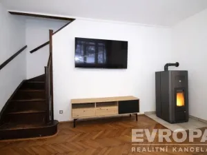 Pronájem rodinného domu, Hradištko, Kersko, 82 m2