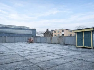 Pronájem výrobních prostor, Kladno, Huťská, 720 m2