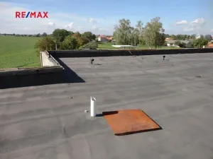 Prodej obchodního prostoru, Oskořínek, Chlebská, 1600 m2