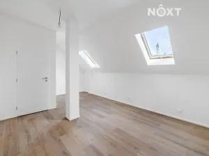 Prodej bytu 2+kk, Praha - Vysočany, Kolmá, 43 m2