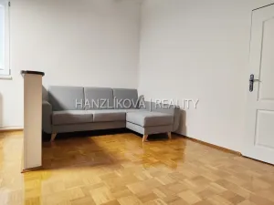 Pronájem bytu 2+kk, České Budějovice - České Budějovice 2, Husova tř., 60 m2