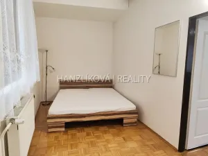 Pronájem bytu 2+kk, České Budějovice - České Budějovice 2, Husova tř., 60 m2