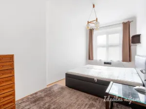 Pronájem bytu 2+kk, Praha - Nusle, Pod lázní, 40 m2