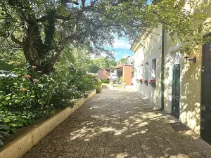 Pronájem kanceláře, Praha, Vinopalnická, 104 m2