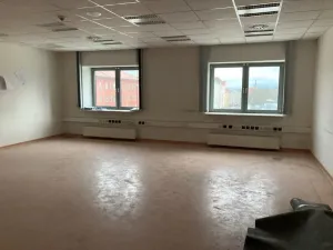 Pronájem obchodního prostoru, Cheb, Dragounská, 515 m2