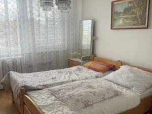 Pronájem bytu 3+1, Praha - Horní Měcholupy, Na křečku, 72 m2