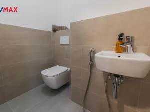 Pronájem bytu 3+kk, Praha - Libeň, Na Libušáku, 71 m2
