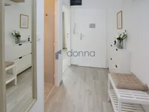 Pronájem bytu 2+kk, Praha, Družstevní ochoz, 52 m2