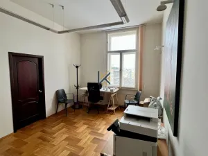 Pronájem kanceláře, Praha, Washingtonova, 203 m2