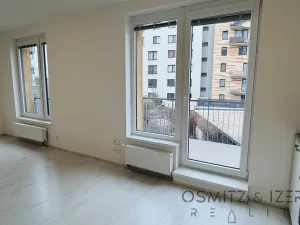 Pronájem bytu 1+kk, Praha - Horní Měcholupy, Padovská, 35 m2