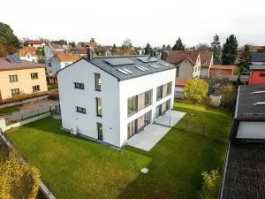 Prodej rodinného domu, Praha - Horní Počernice, Bříšťanská, 218 m2