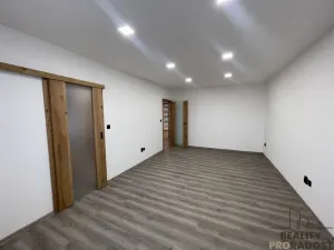 Pronájem bytu 3+1, Jihlava, Březinova, 74 m2