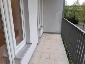 Pronájem bytu 1+kk, Praha - Strašnice, Názovská, 35 m2