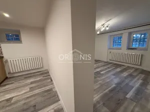 Pronájem bytu 2+1, Chomutov, Holečkova, 50 m2