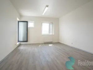 Pronájem kanceláře, Český Krumlov, Budějovická, 35 m2