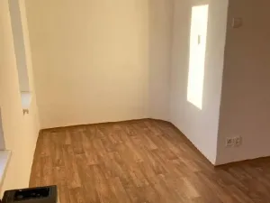 Pronájem bytu 2+kk, Praha - Vysočany, Freyova, 65 m2