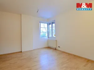 Pronájem bytu 4+kk, Praha - Hloubětín, V Novém Hloubětíně, 120 m2