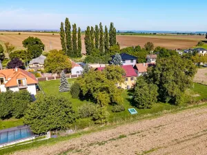 Prodej pozemku pro bydlení, Jenštejn, 1700 m2