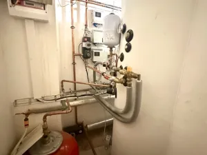 Prodej rodinného domu, Toužim - Bezděkov, 236 m2