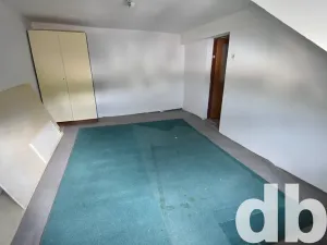 Prodej bytu 3+1, Kraslice, nám. T. G. Masaryka, 95 m2