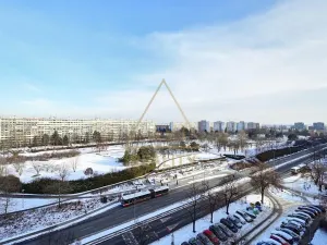 Prodej bytu 3+1, Praha - Prosek, Vysočanská, 74 m2