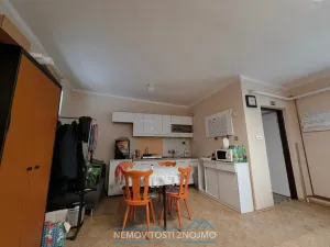 Pronájem výrobních prostor, Znojmo, Bolzanova, 496 m2