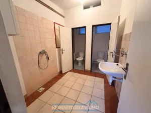 Pronájem výrobních prostor, Znojmo, Bolzanova, 496 m2