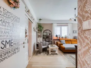 Prodej obchodního prostoru, Suchdol nad Lužnicí, Pražská, 180 m2