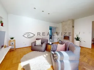 Prodej rodinného domu, Roudné, 265 m2