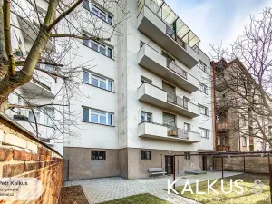 Pronájem bytu 3+kk, Hradec Králové, Smetanovo nábřeží, 75 m2