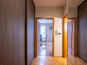 Prodej bytu 2+kk, Praha - Kyje, Pelušková, 44 m2