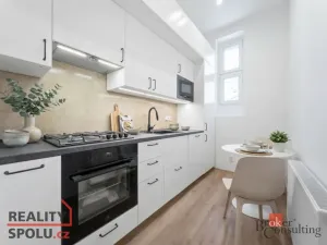 Pronájem bytu 3+1, Praha - Karlín, Sokolovská, 72 m2