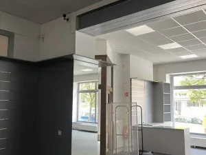 Pronájem obchodního prostoru, Přerov - Přerov I-Město, Žerotínovo nám., 108 m2