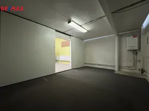 Pronájem obchodního prostoru, Velká Bystřice, ČSA, 354 m2