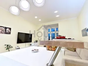 Prodej bytu 3+kk, Praha - Smíchov, Svornosti, 75 m2