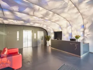 Pronájem kanceláře, Praha - Smíchov, Nádražní, 999 m2