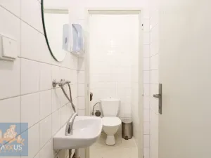 Pronájem obchodního prostoru, Praha - Strašnice, Počernická, 140 m2