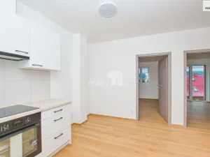 Pronájem bytu 1+kk, Liberec - Liberec XI-Růžodol I, Londýnská, 38 m2