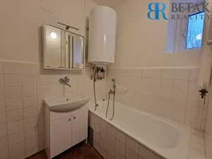 Pronájem bytu 2+1, Přerov, Šrobárova, 57 m2