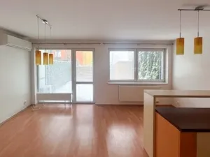 Pronájem bytu 2+kk, Brno, Moutnická, 54 m2