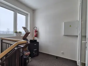 Pronájem kanceláře, Brno, Hněvkovského, 79 m2