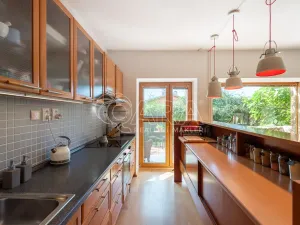 Pronájem rodinného domu, Statenice, Ke Kulnám, 191 m2