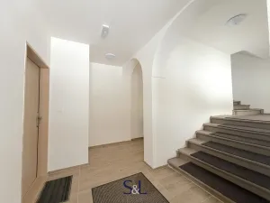 Pronájem bytu 2+1, Mimoň, 60 m2