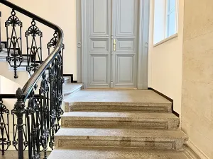 Pronájem bytu 2+1, Praha - Nové Město, Opletalova, 80 m2