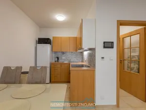 Pronájem bytu 2+kk, Znojmo, Krátká, 50 m2