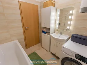 Pronájem bytu 2+kk, Znojmo, Krátká, 50 m2
