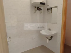 Pronájem kanceláře, Pečky, Chvalovická, 71 m2