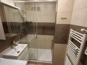 Prodej bytu 2+kk, Brno - Bohunice, Neužilova, 45 m2